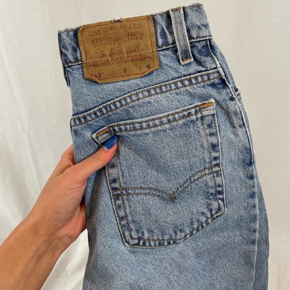 Vintage Levi Jeans - Picture 5 of 7